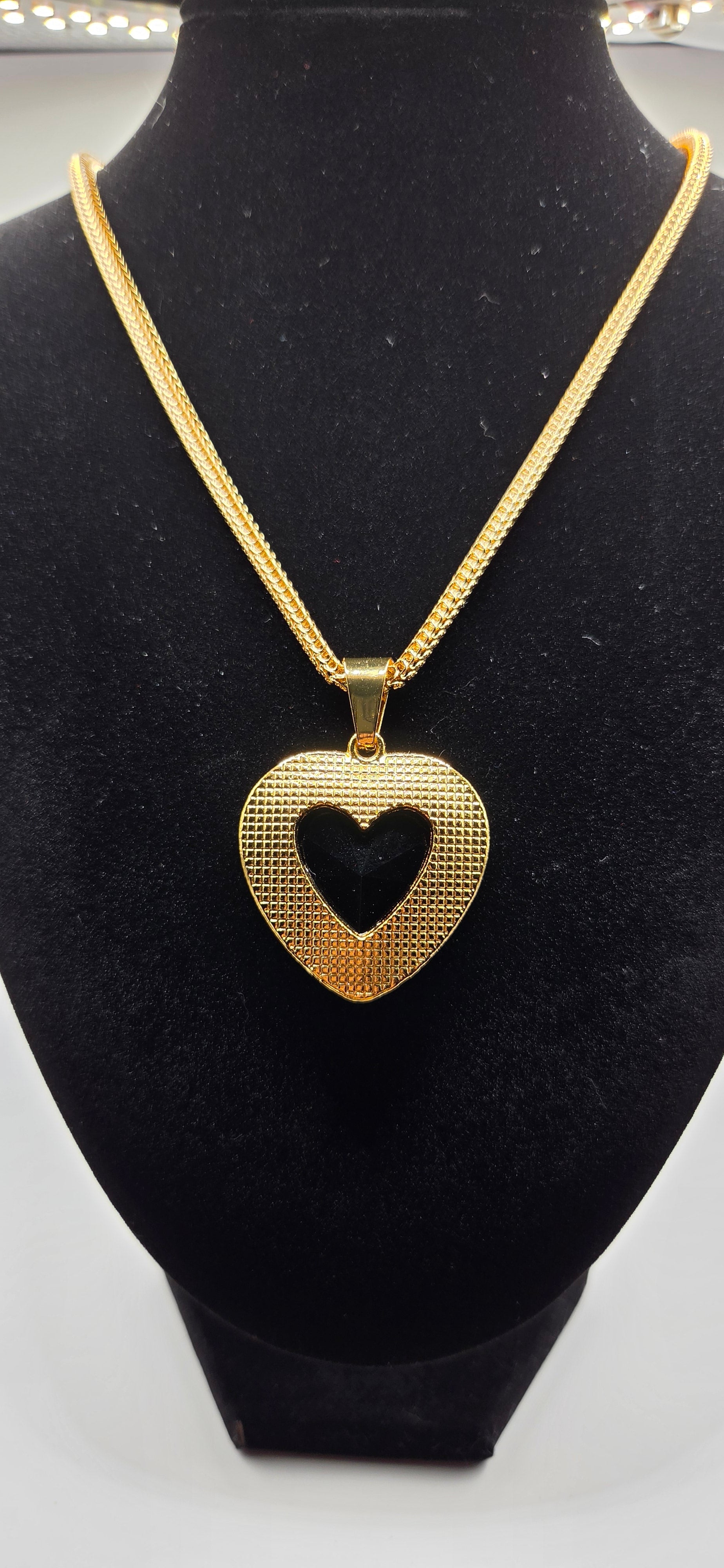 24 inch chain with a iced out heart pendant 2 ways
