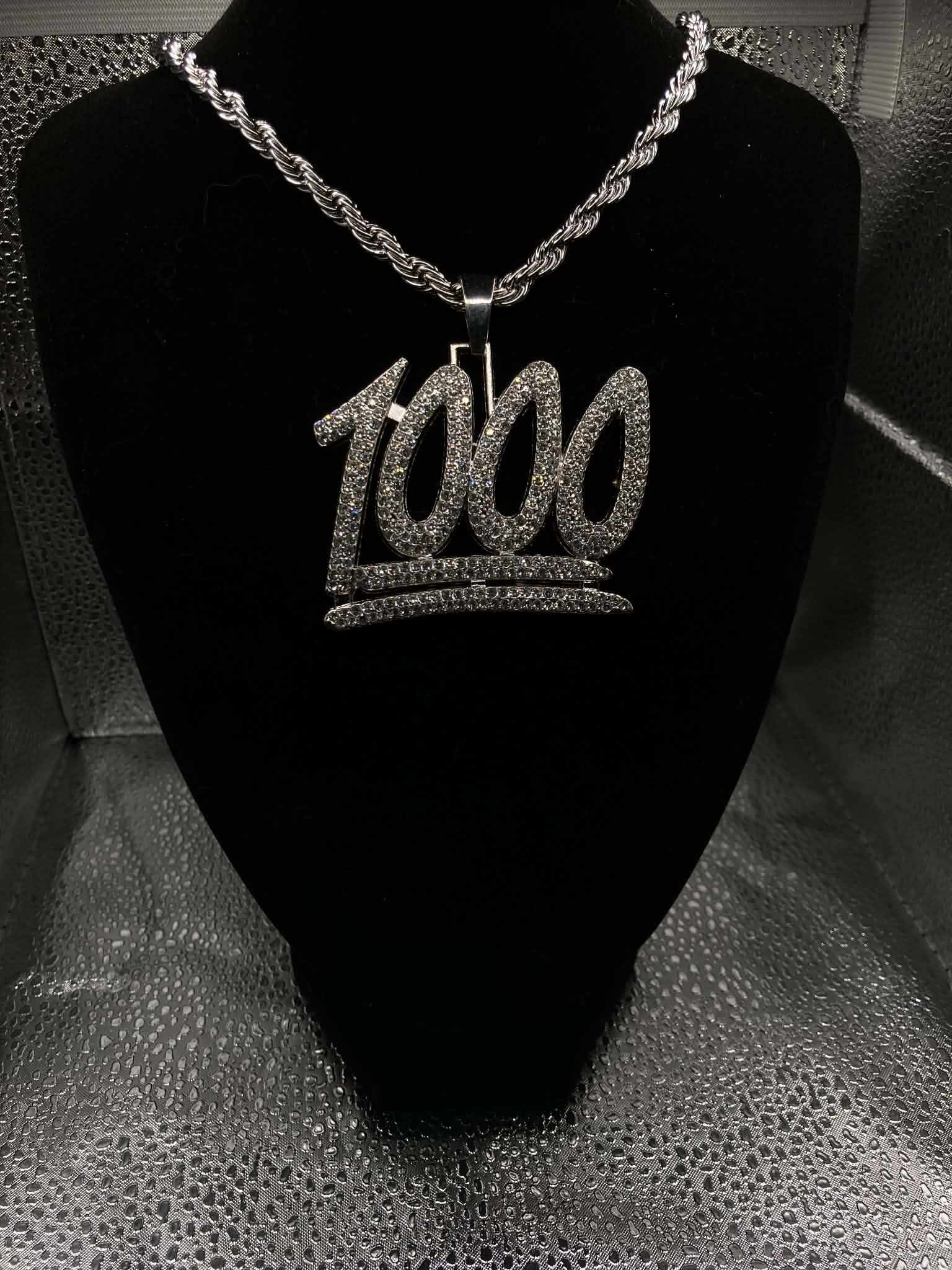1000 chain and pendants